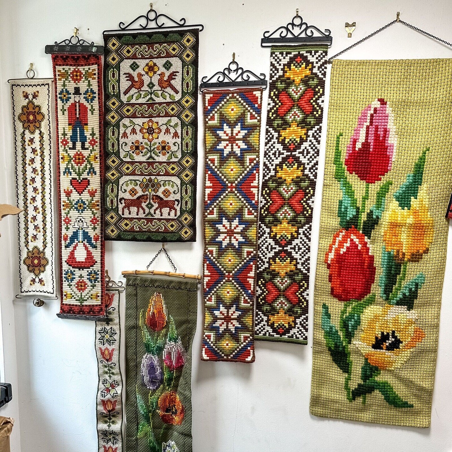 Scandi Traditional Swedish Folk Art Tapestry Wall Hanging Tray Plaque Holder 70s