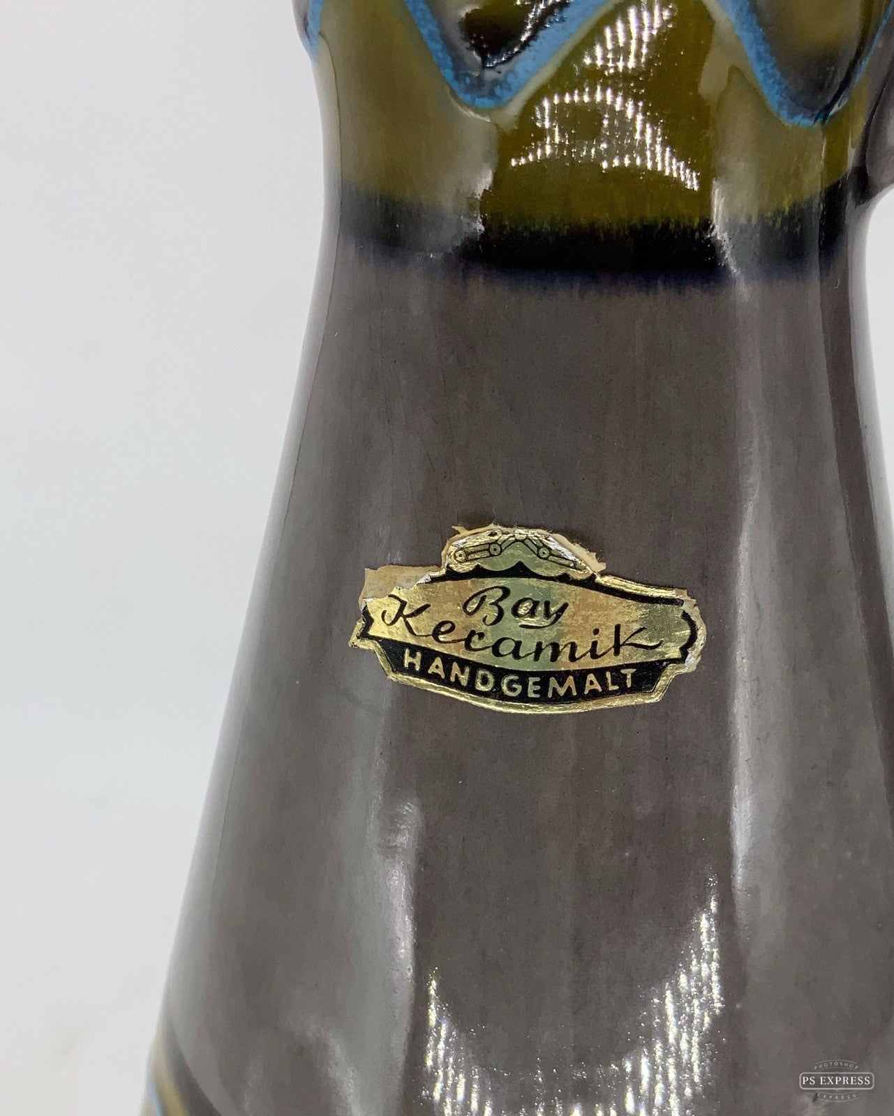45723438