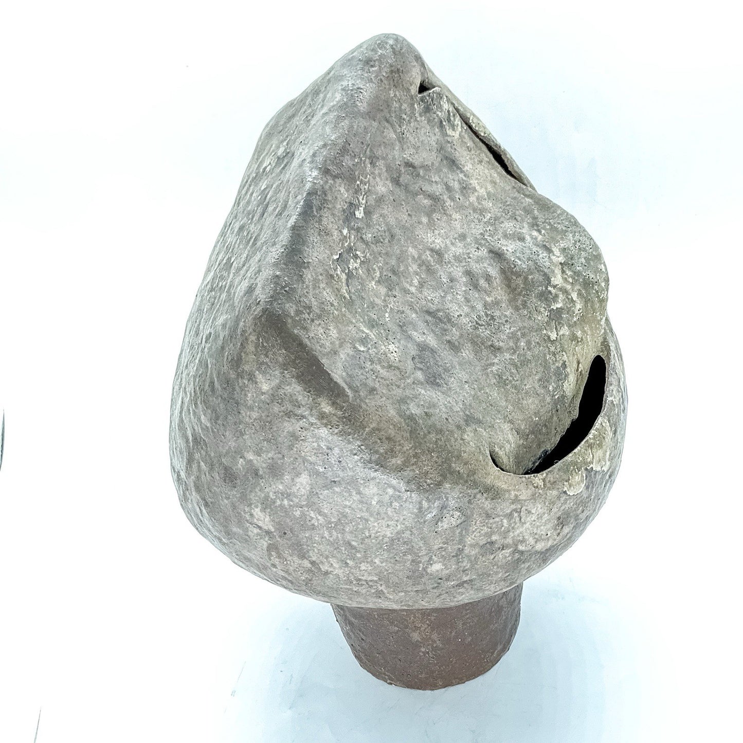 47775640